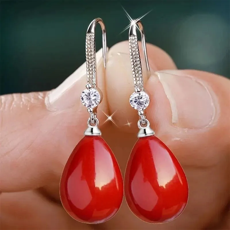 2023 Elegant and Fashionable Women's Water Drop Imitation Pearl Earrings Red and White Round Oval Wedding Jewelry Birthday Gifts