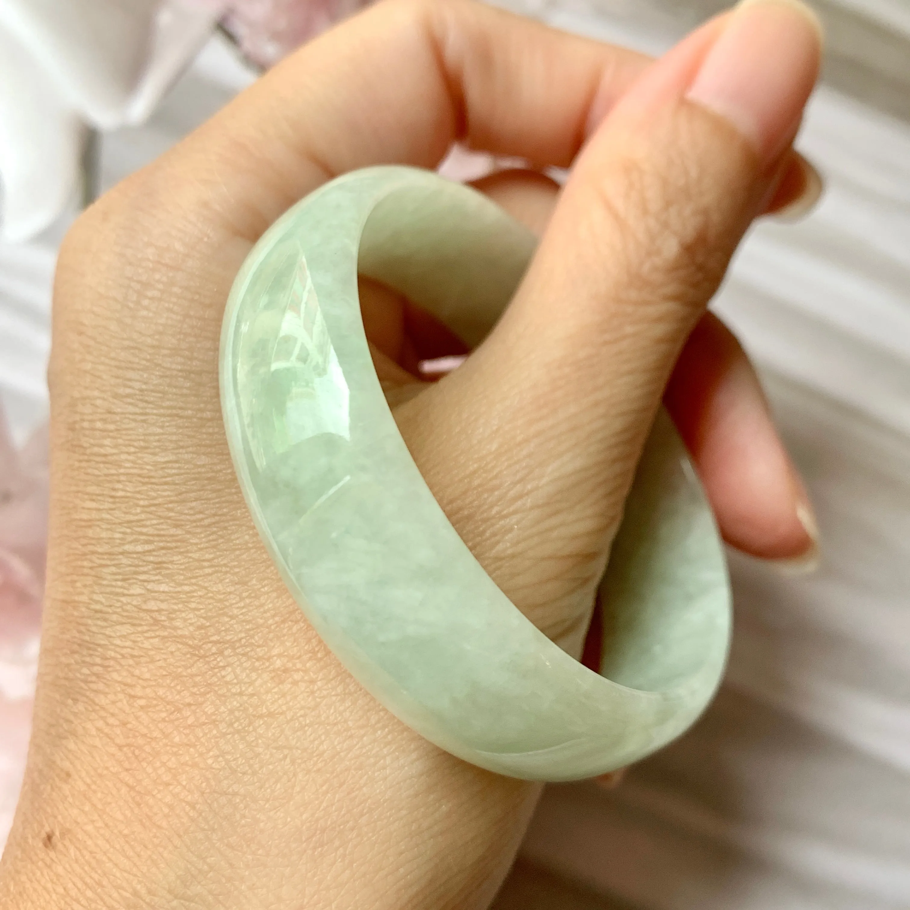 49.4mm A-Grade Natural Light Green Jadeite Modern Round Bangle No.151329