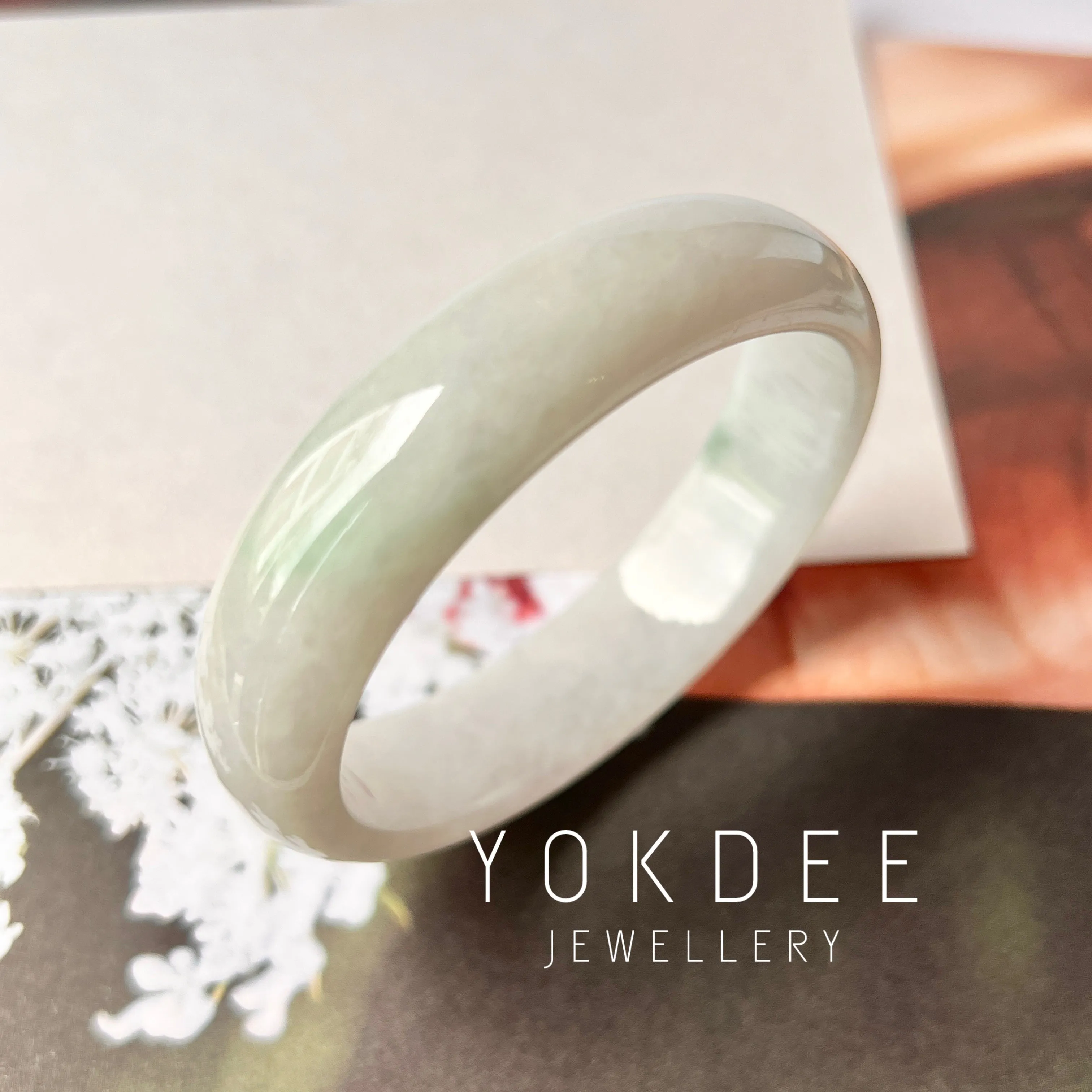 55.5mm A-Grade Natural Jadeite Modern Oval Bangle No.151544