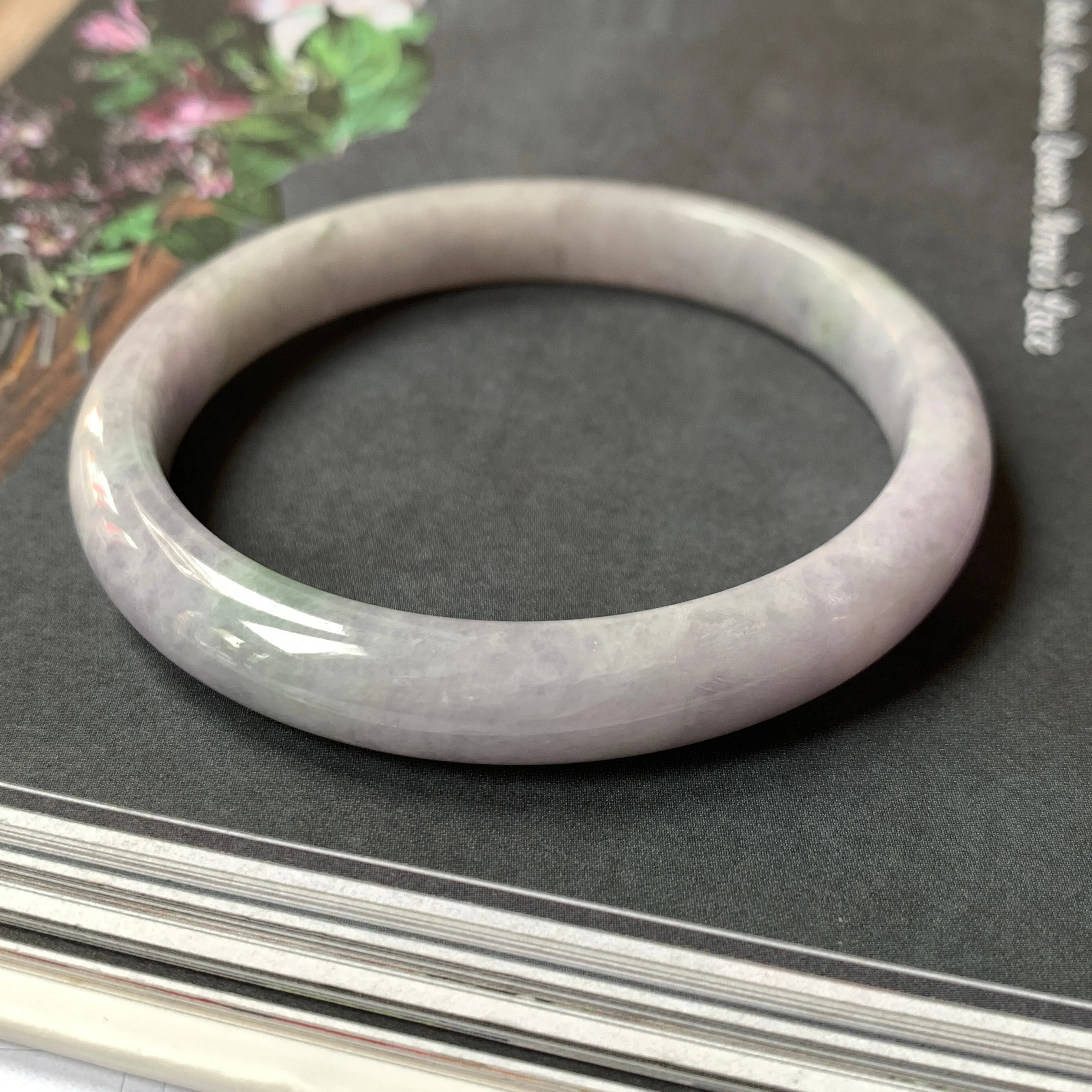 56.4mm A-Grade Natural Lavender Jadeite Modern Round Bangle No.151842