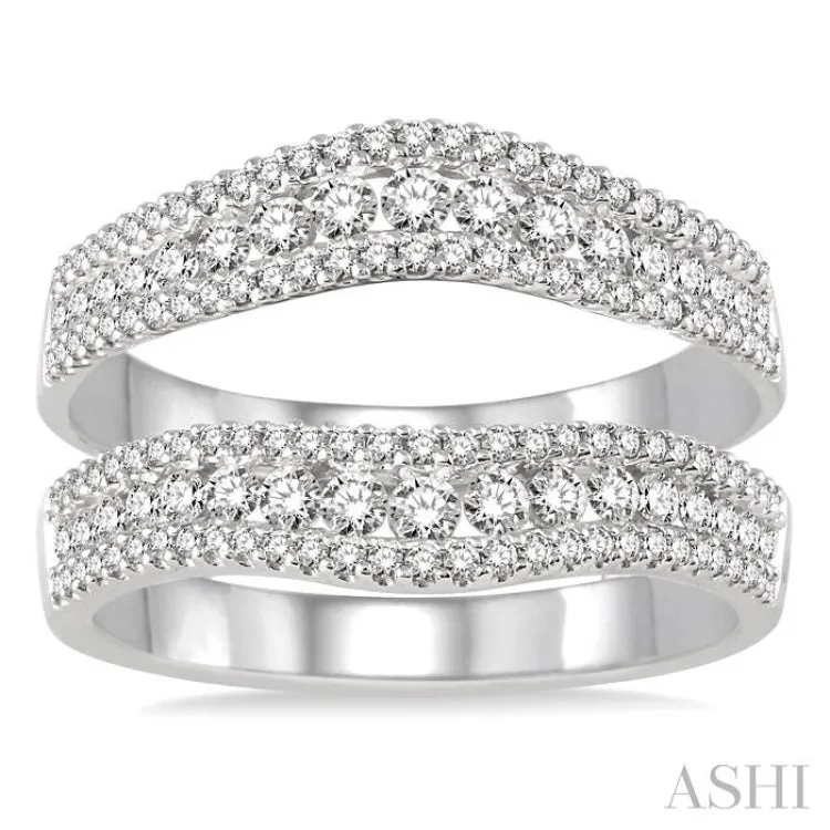 7/8 Ctw Round Cut Diamond Insert Ring in 14K White Gold