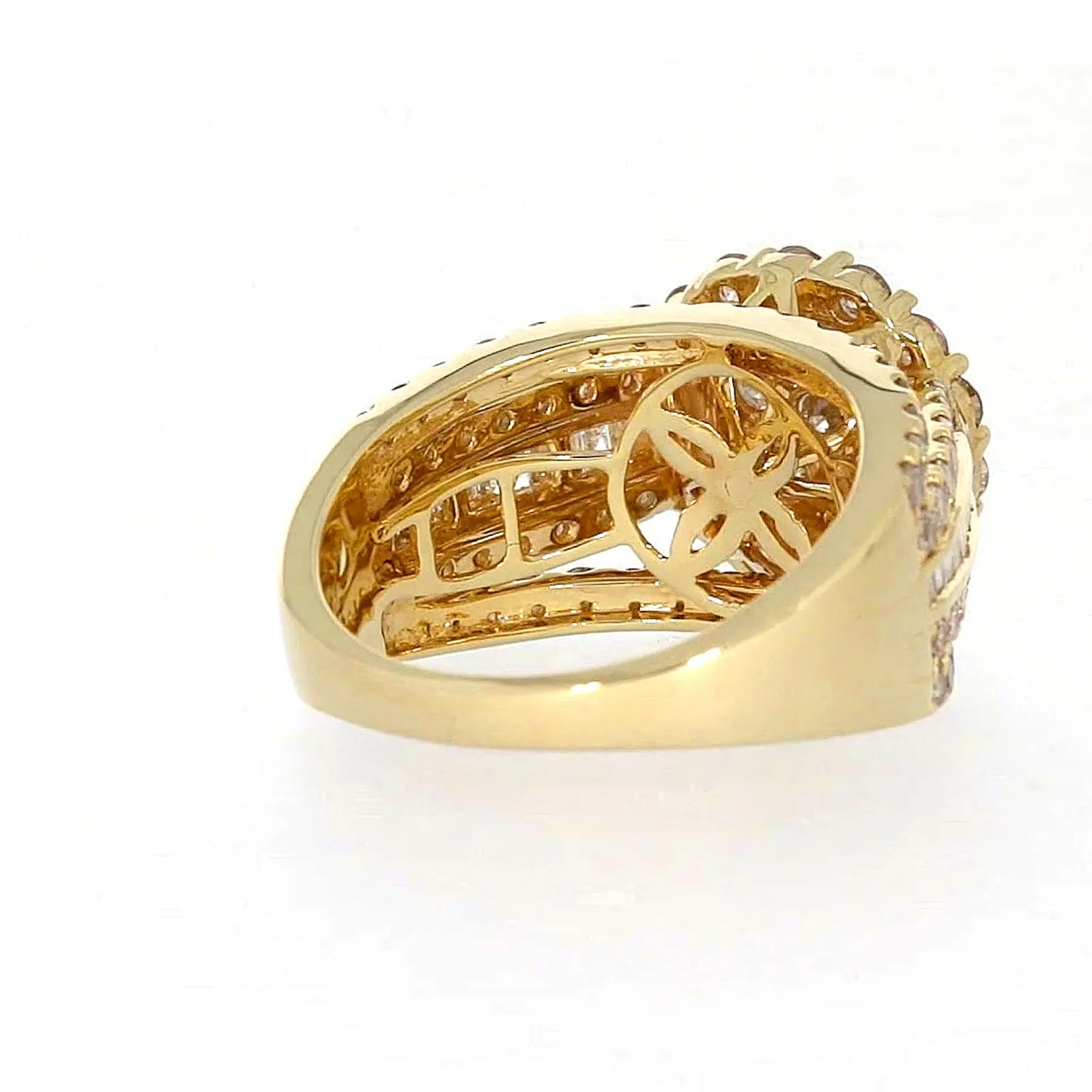 9ct Yellow Gold Round Brilliant Cut with 3 CARAT tw of Diamonds Ring