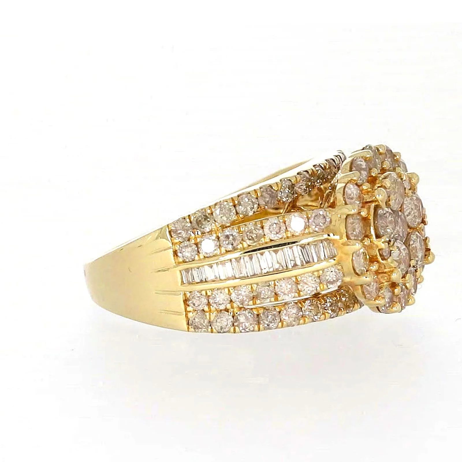 9ct Yellow Gold Round Brilliant Cut with 3 CARAT tw of Diamonds Ring