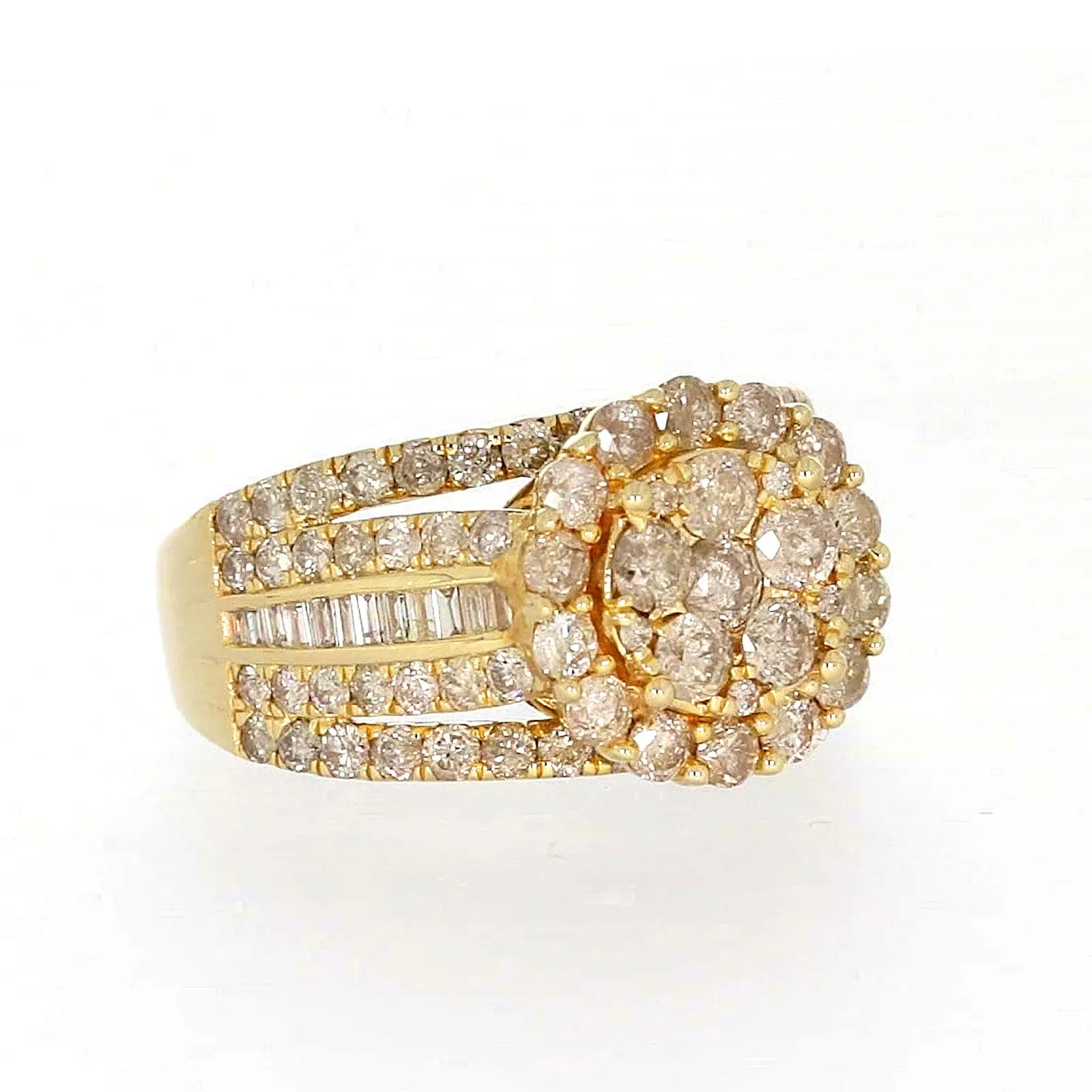 9ct Yellow Gold Round Brilliant Cut with 3 CARAT tw of Diamonds Ring