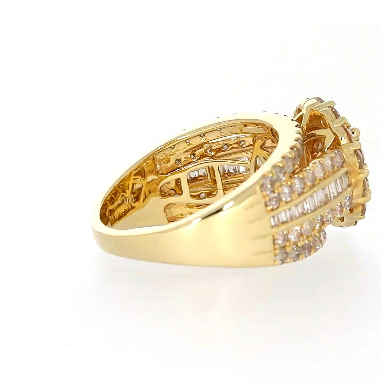 9ct Yellow Gold Round Brilliant Cut with 3 CARAT tw of Diamonds Ring