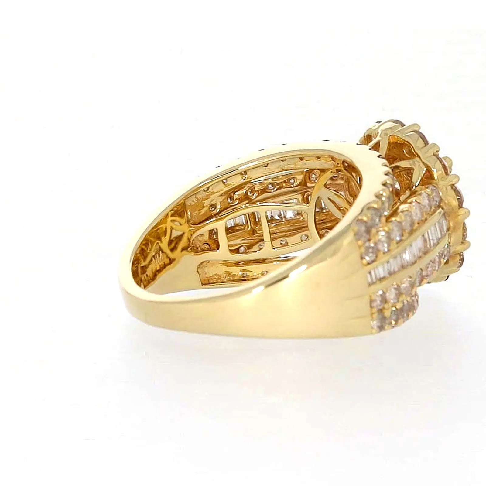 9ct Yellow Gold Round Brilliant Cut with 3 CARAT tw of Diamonds Ring