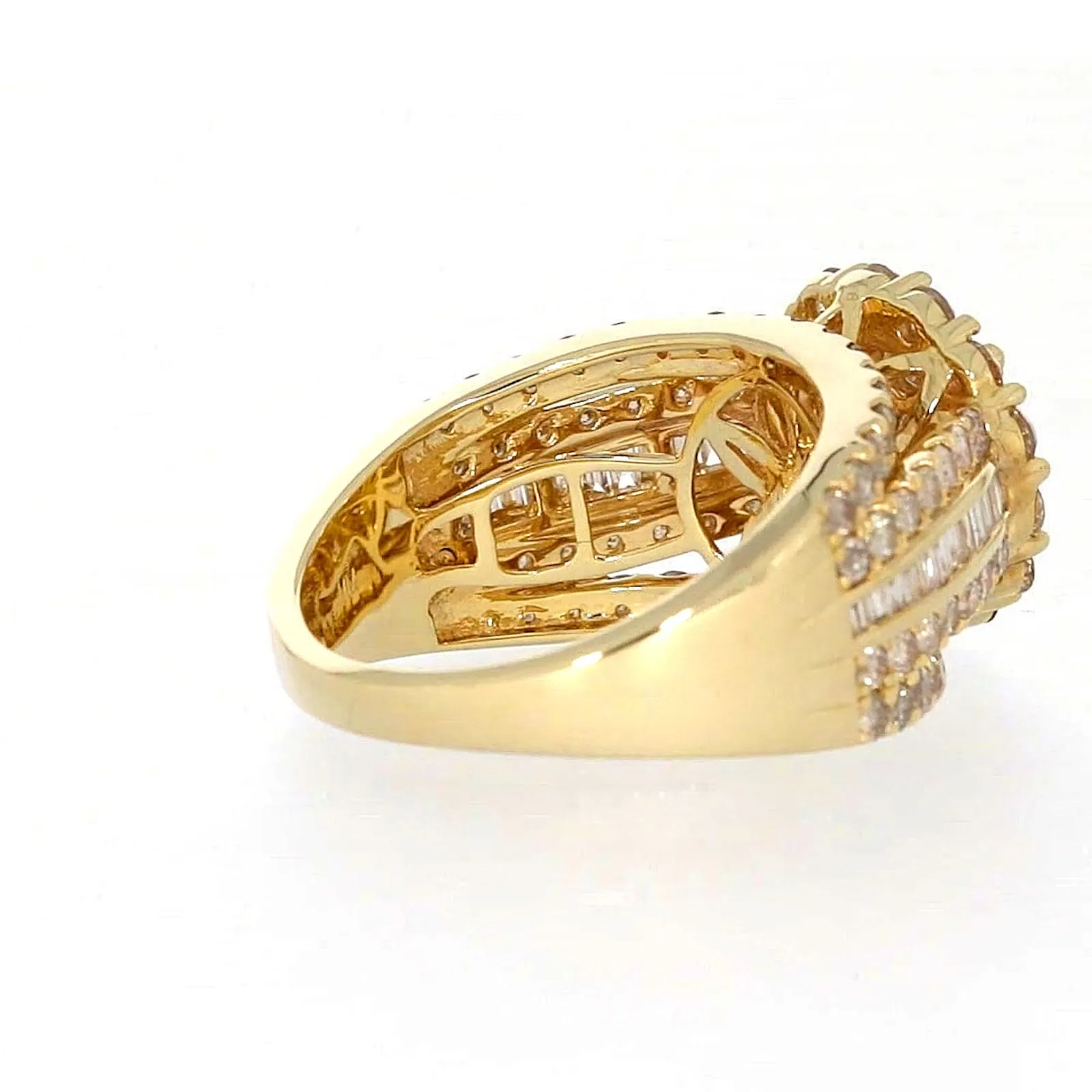 9ct Yellow Gold Round Brilliant Cut with 3 CARAT tw of Diamonds Ring