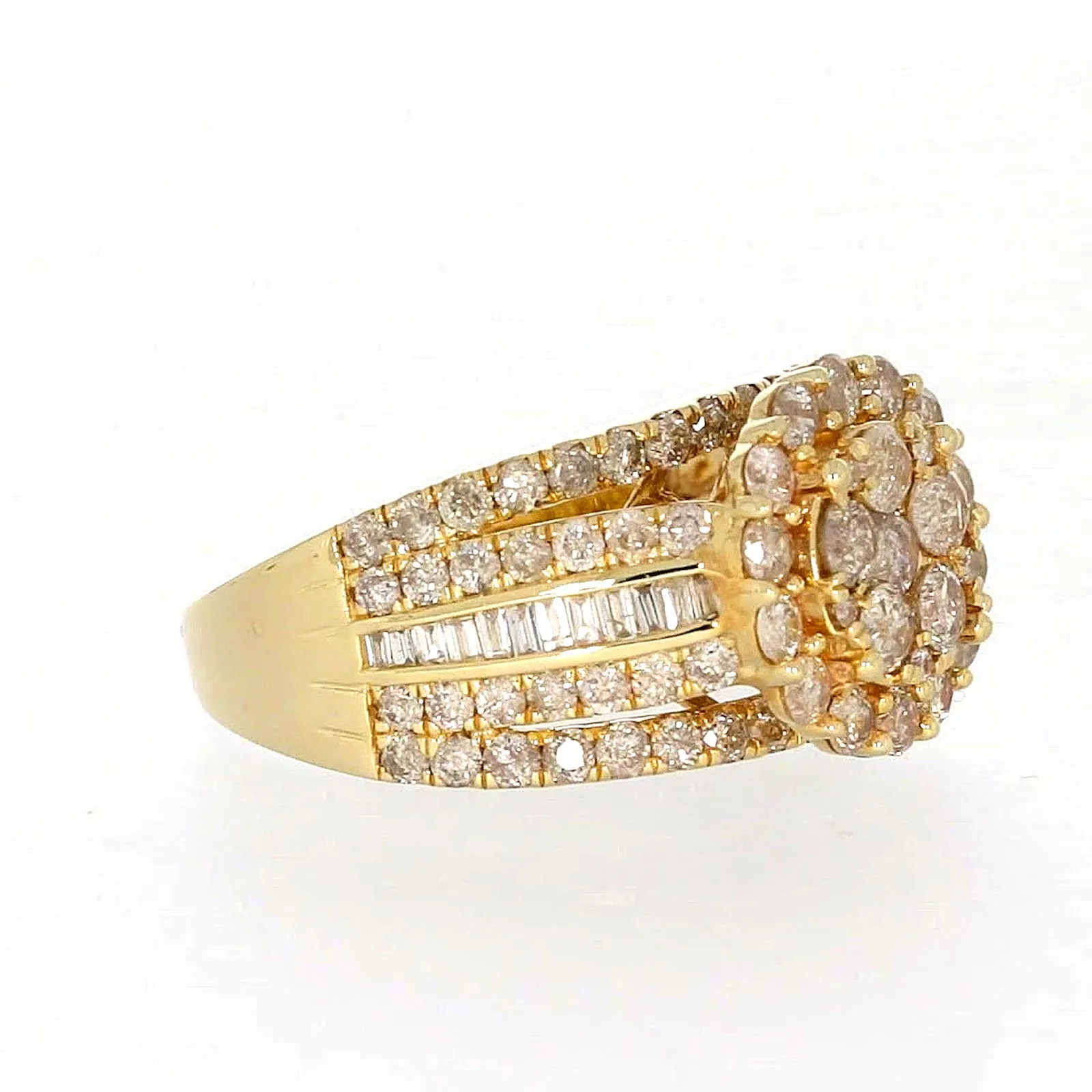 9ct Yellow Gold Round Brilliant Cut with 3 CARAT tw of Diamonds Ring