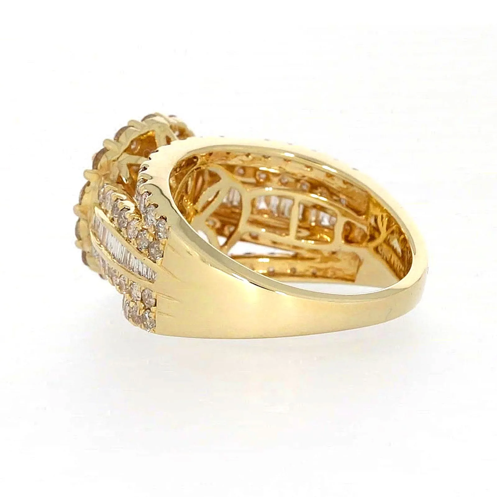 9ct Yellow Gold Round Brilliant Cut with 3 CARAT tw of Diamonds Ring