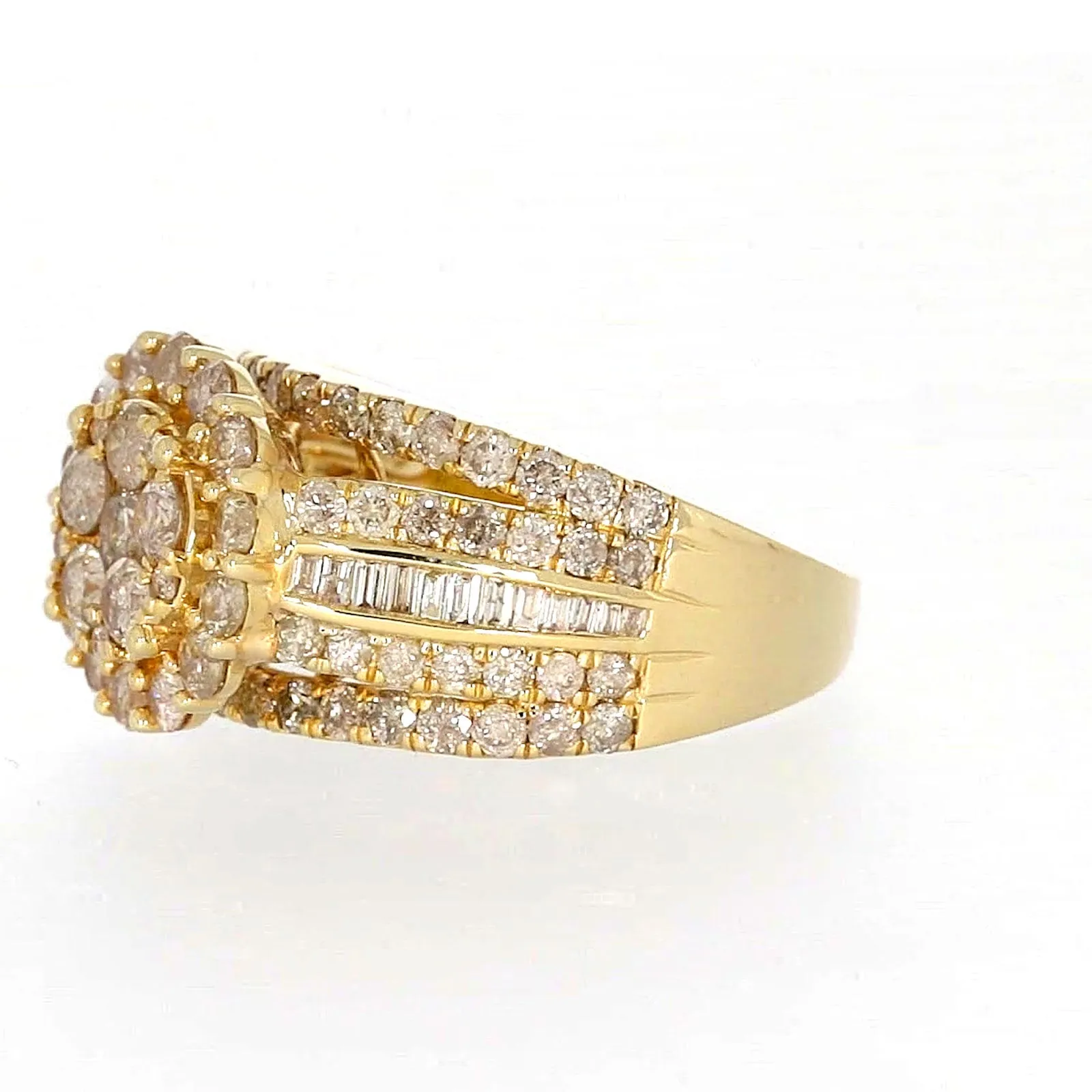 9ct Yellow Gold Round Brilliant Cut with 3 CARAT tw of Diamonds Ring