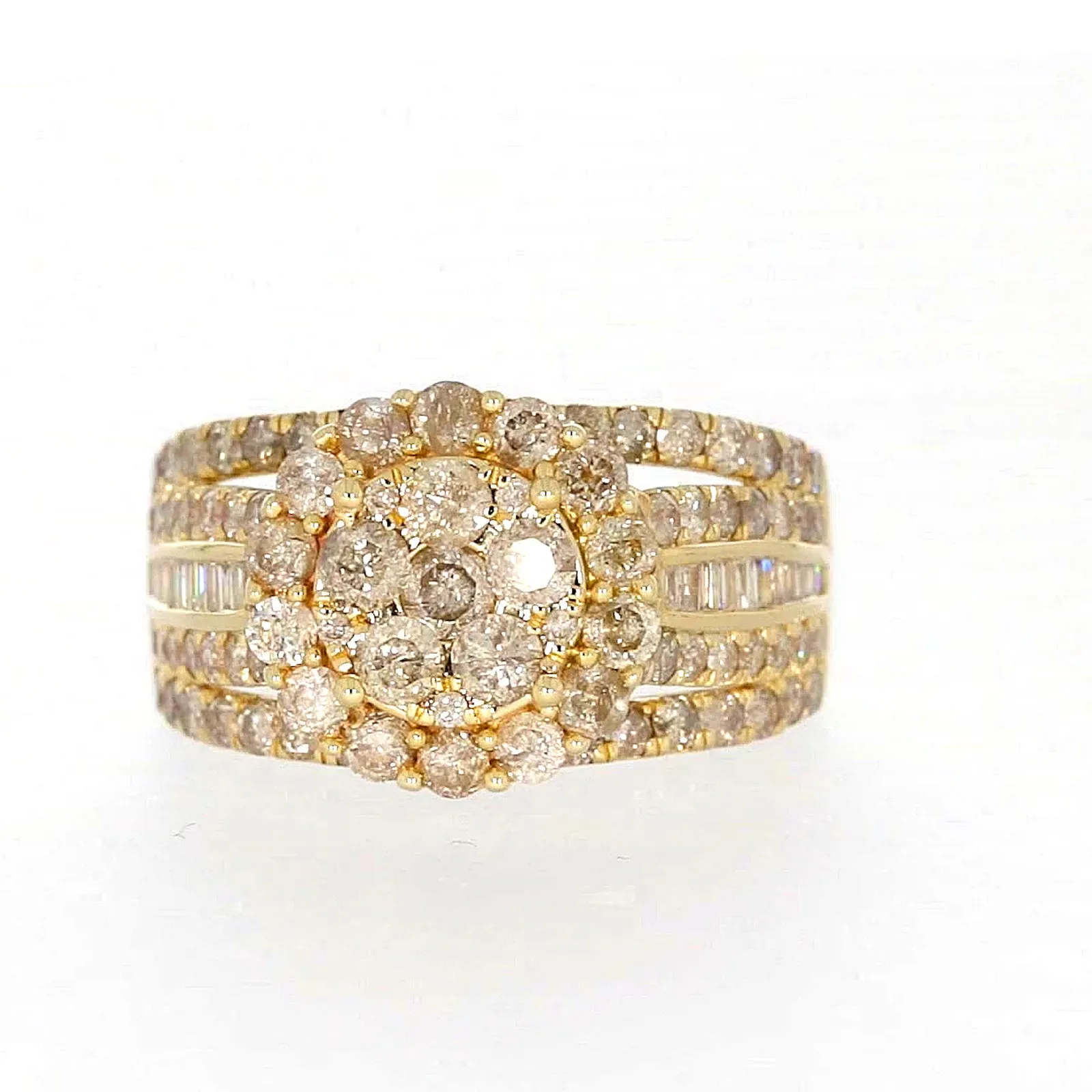 9ct Yellow Gold Round Brilliant Cut with 3 CARAT tw of Diamonds Ring