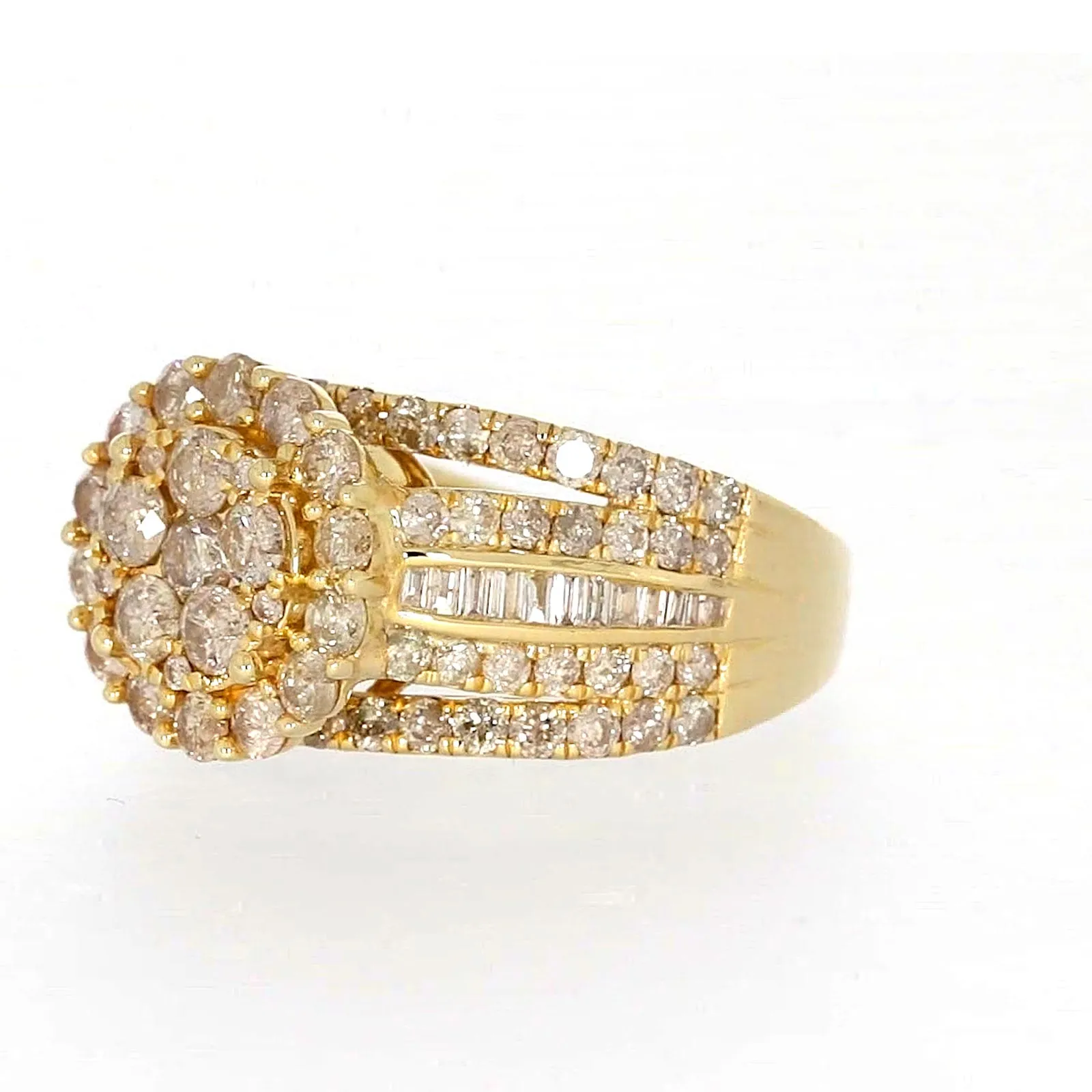 9ct Yellow Gold Round Brilliant Cut with 3 CARAT tw of Diamonds Ring