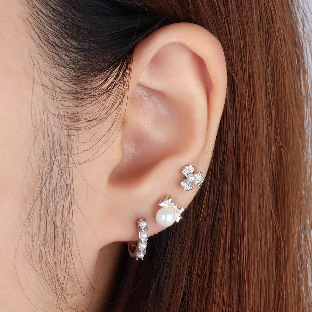 Clover Pearl Stud