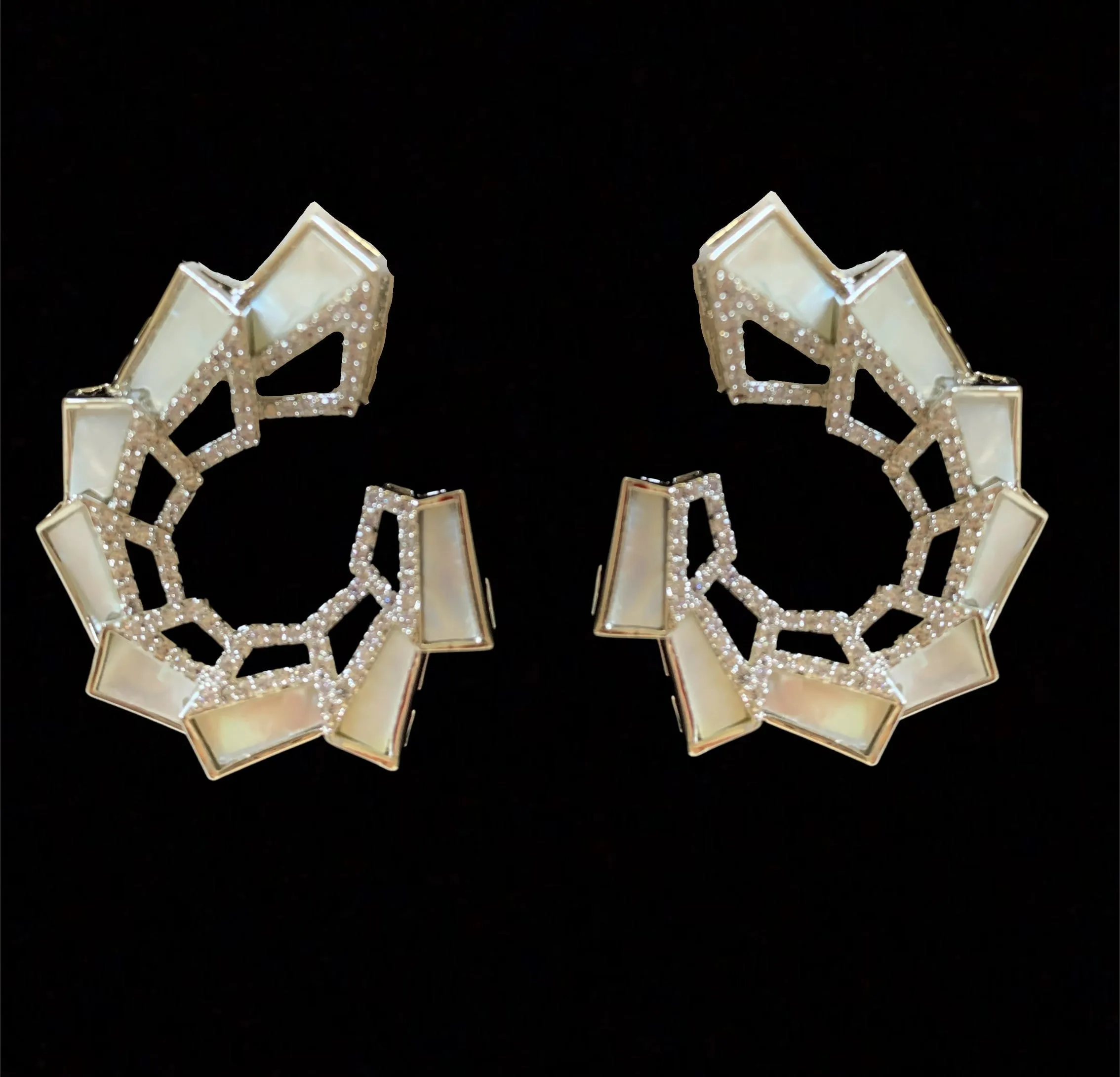 ET22 mother of pearl earrings ( READY TO SHIP )