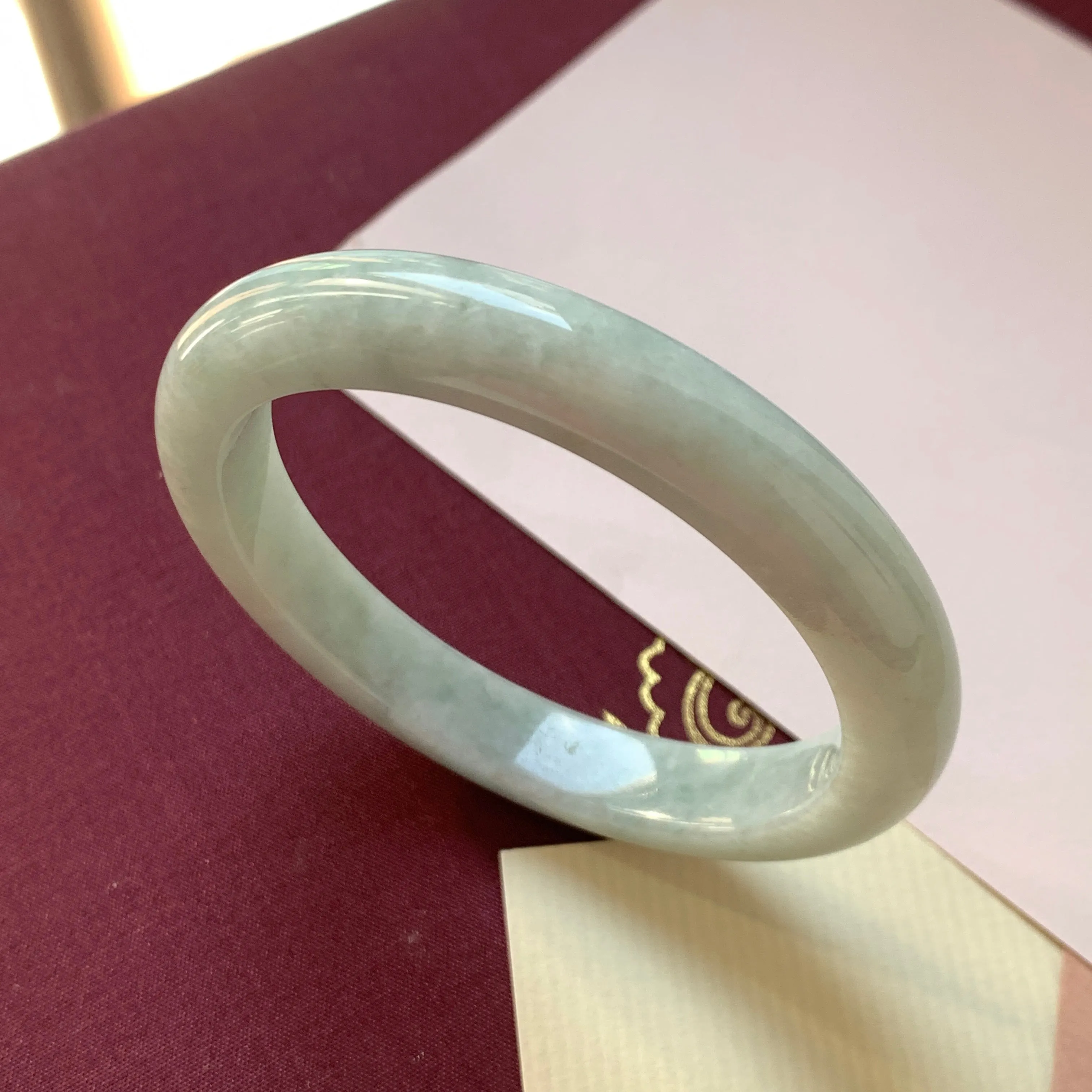 SOLD OUT: 53.8mm A-Grade Natural Light Green Jadeite Modern Round Bangle No.330080