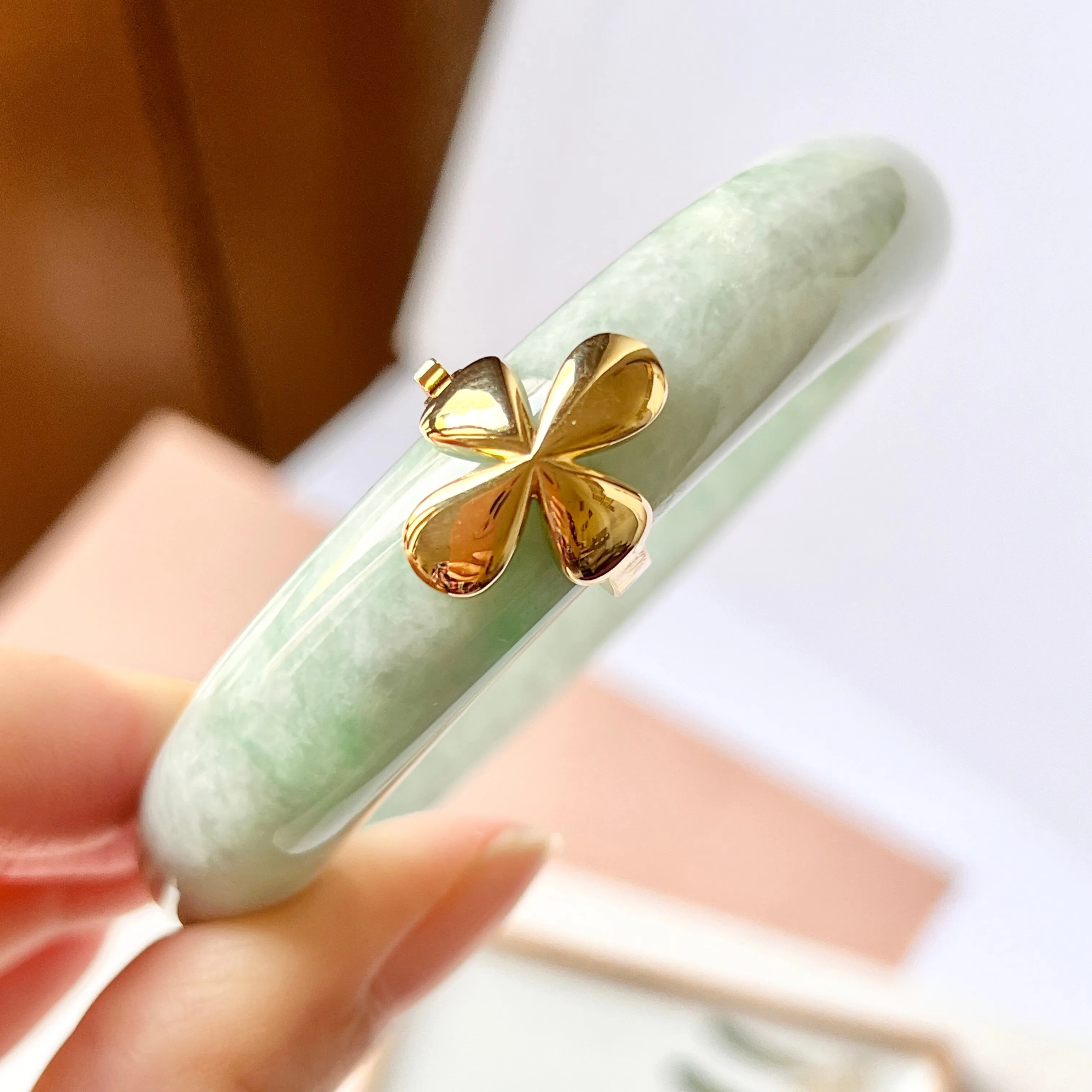 SOLD OUT: 55.1mm A-Grade Natural Light Green Jadeite Modern Round Bangle with V.Petals Embellishment No.151974