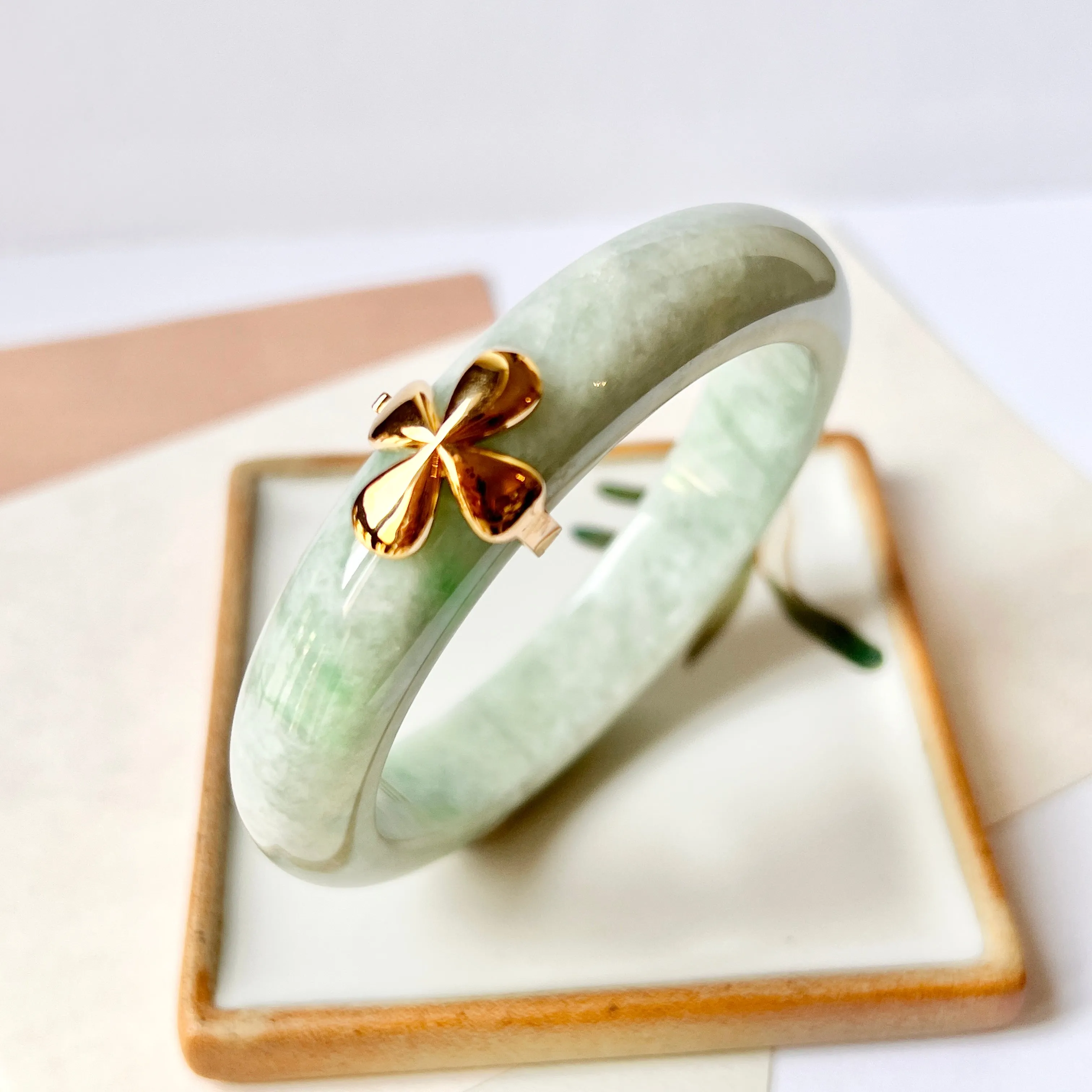 SOLD OUT: 55.1mm A-Grade Natural Light Green Jadeite Modern Round Bangle with V.Petals Embellishment No.151974