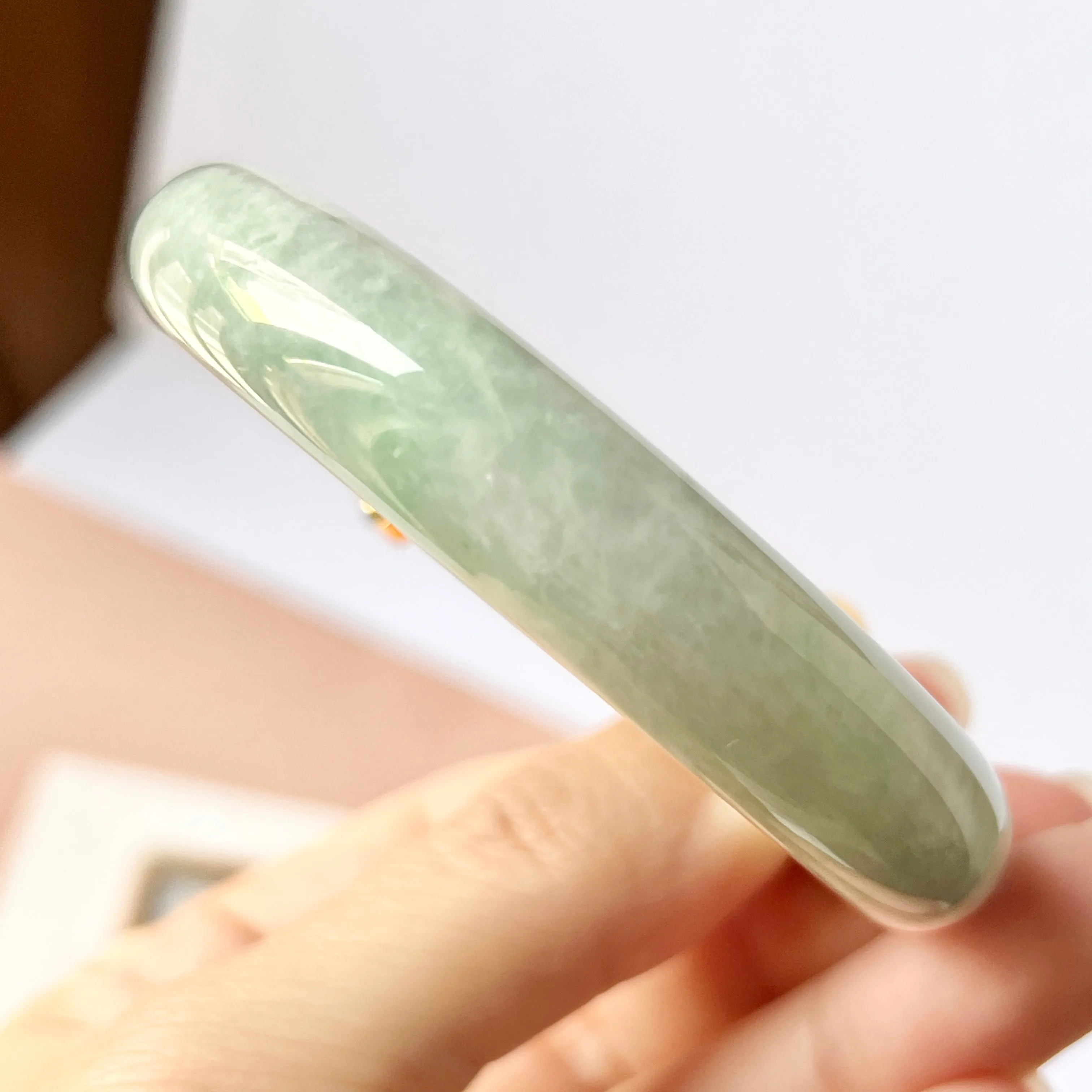 SOLD OUT: 55.1mm A-Grade Natural Light Green Jadeite Modern Round Bangle with V.Petals Embellishment No.151974