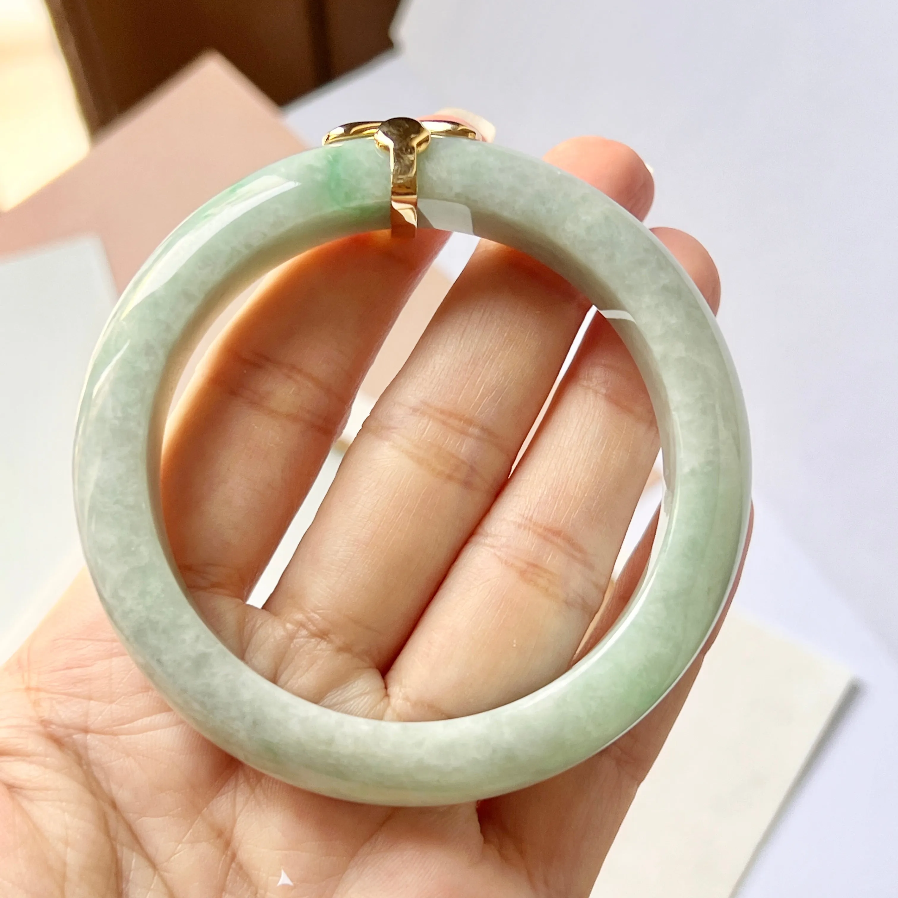 SOLD OUT: 55.1mm A-Grade Natural Light Green Jadeite Modern Round Bangle with V.Petals Embellishment No.151974