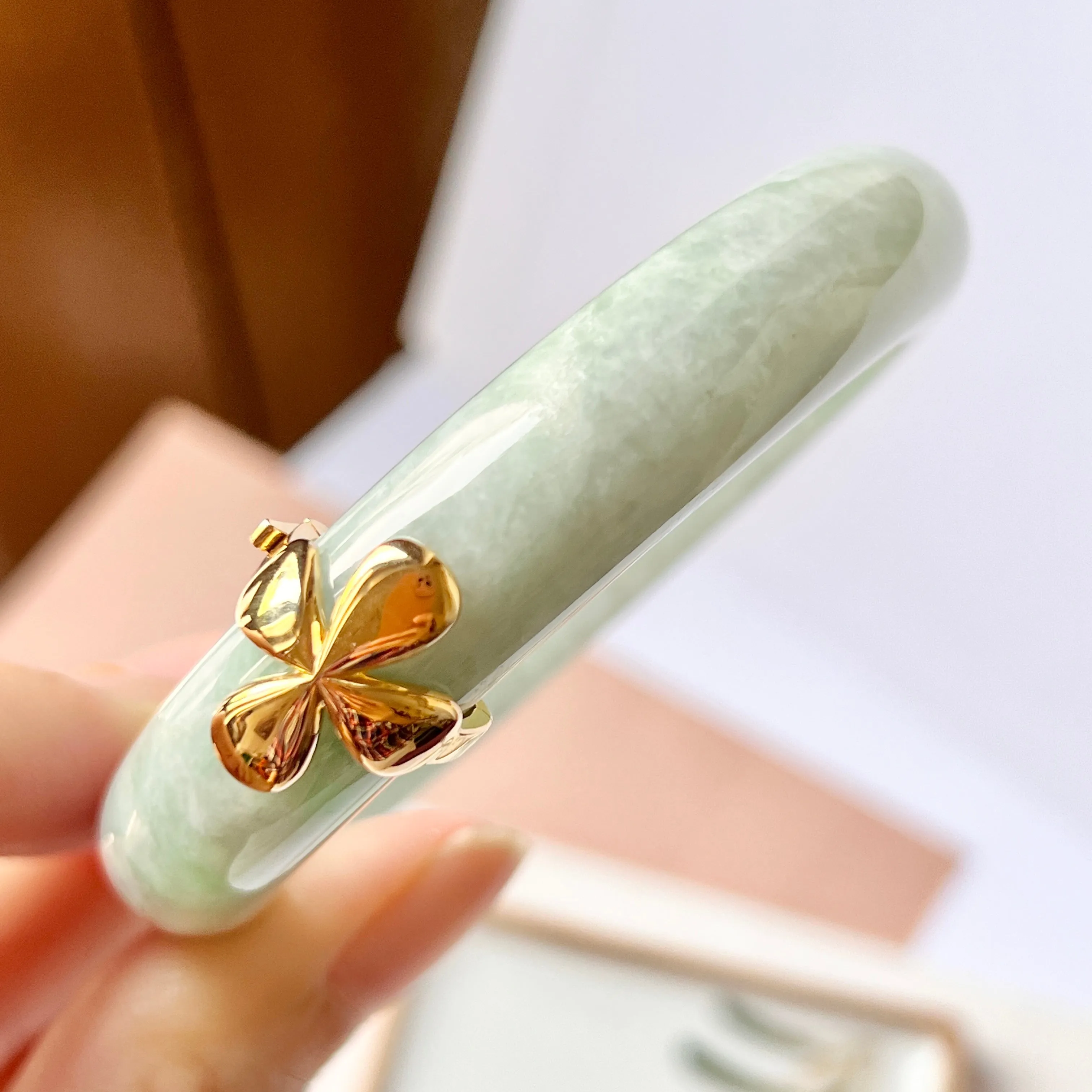 SOLD OUT: 55.1mm A-Grade Natural Light Green Jadeite Modern Round Bangle with V.Petals Embellishment No.151974