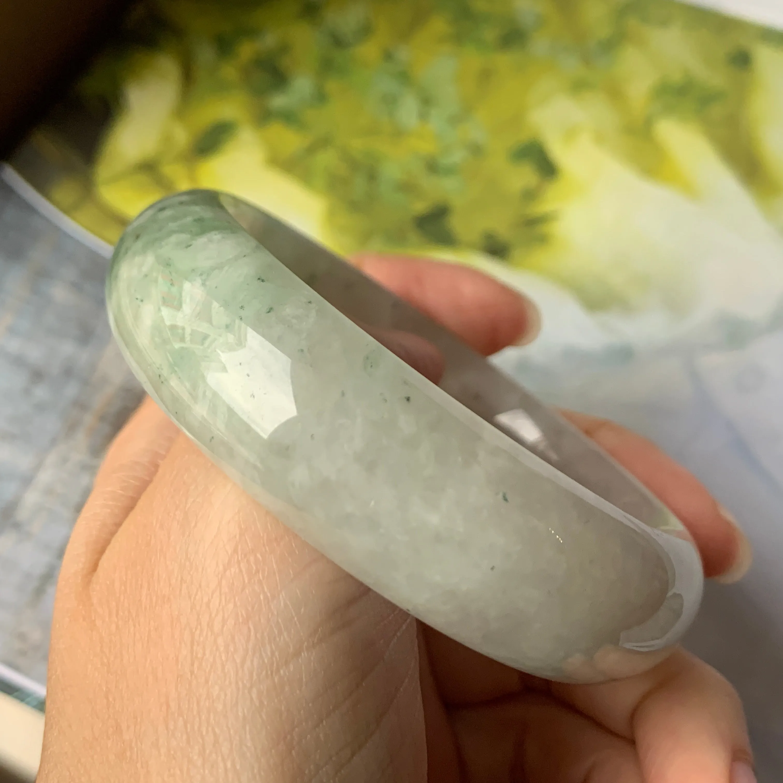 SOLD OUT: 57.6mm A-Grade Natural Light Green Jadeite Modern Round Bangle No.151896